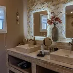 Ancienne Grange Renovee Avec Piscine Vaillac