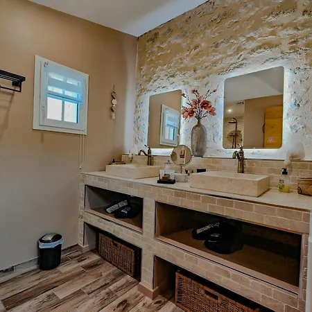 بيت للعطل Ancienne Grange Renovee Avec Piscine