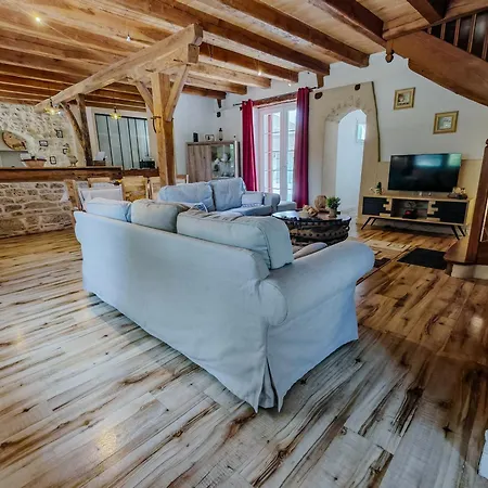 Ancienne Grange Renovee Avec Piscine Vaillac