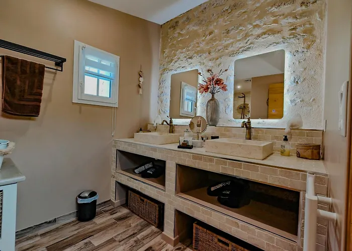 Сasa de vacaciones Ancienne grange rénovée avec piscine