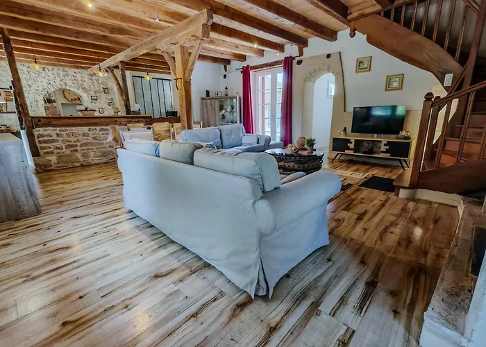 Ancienne grange rénovée avec piscine Vaillac